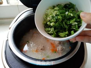 黄瓜肉丸青菜粥的做法步骤:6