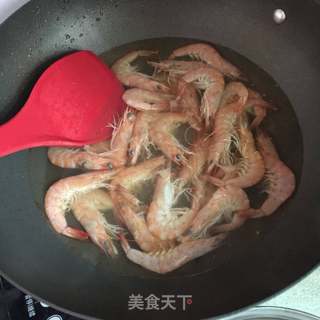 糖醋大虾的做法步骤:3