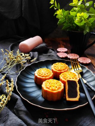 豆沙广式月饼的做法步骤:13