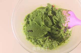 抹茶蔓越莓饼干的做法步骤:8