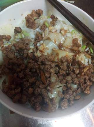 肉末版油泼面的做法步骤:13