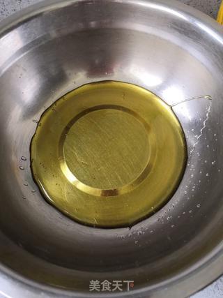 玫瑰豆沙广式月饼的做法步骤:3