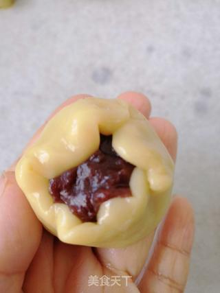 玫瑰豆沙广式月饼的做法步骤:10