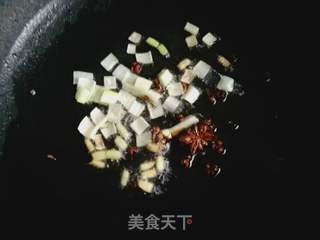 菠菜裤带面的做法步骤:2