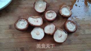 素鲍鱼的做法步骤:2