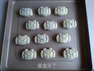 螃蟹月饼的做法步骤:9
