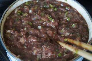 鸵鸟肉小笼灌汤包的做法步骤:4