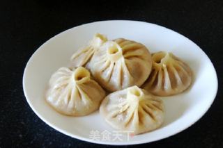 鸵鸟肉小笼灌汤包的做法步骤:10