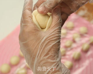 酥皮月饼的做法步骤:16