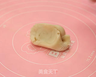 酥皮月饼的做法步骤:21