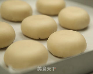 酥皮月饼的做法步骤:24