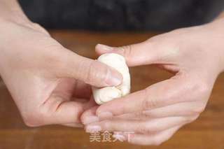 鲜肉月饼丨层层叠叠的酥皮丰腴的肉汁的做法步骤:15