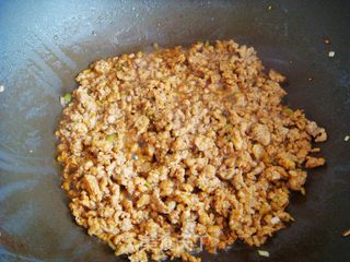酱香脆底馅饼的做法步骤：7