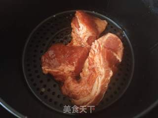 叉烧肉肉夹馍的做法步骤：2