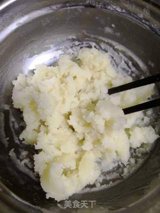 紫薯馅双色冰皮月饼的做法步骤:5
