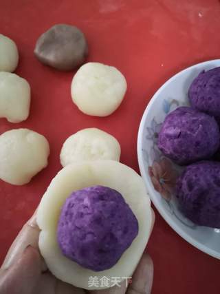 紫薯馅双色冰皮月饼的做法步骤:13