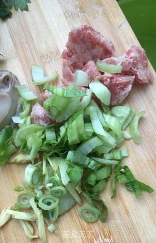青菜肉末鲍鱼粥的做法步骤:4