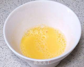 莲蓉蛋黄月饼的做法步骤:13