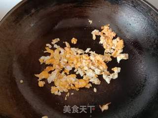 香菇洋葱蛋炒饭的做法步骤：4