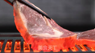 聚会必备!一次性烤三块牛排 的做法步骤:3