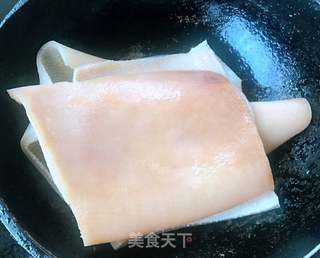 卤猪皮麻辣拌的做法步骤:3
