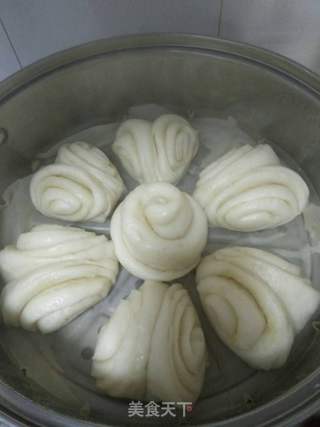 芝麻油花卷的做法步骤:11