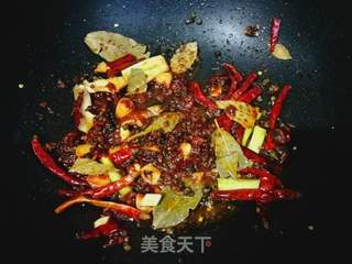 吮指香辣蟹。的做法步骤:9