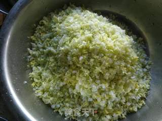 猪肉白菜馅饺子的做法步骤:3