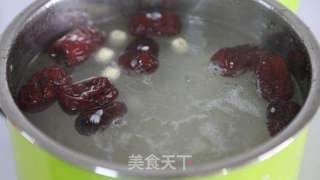 快速减肥消浮肿薏米芡实莲子粥怎么做最好吃?胖友早晚餐的主食精选的做法步骤:3