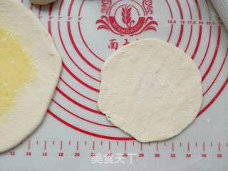 千层葱香发面饼的做法步骤:8