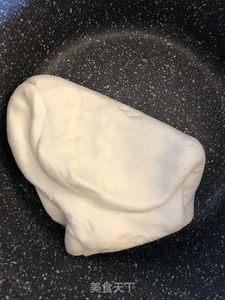 芝芯豆沙糯面饼的做法步骤：3