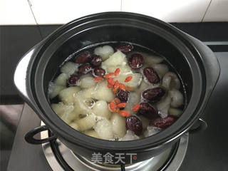 桂圆红枣雪梨的做法步骤:7