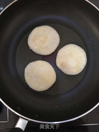 芝芯豆沙糯面饼的做法步骤：15