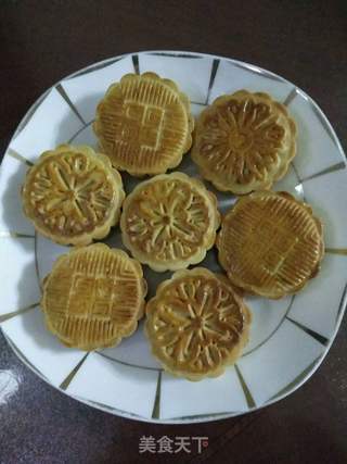 黑芝麻五仁月饼的做法步骤:10