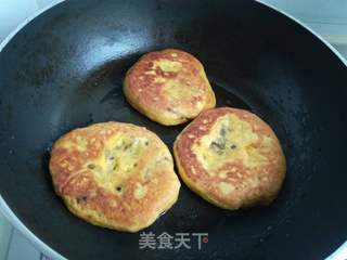 发面南瓜豆沙饼的做法步骤：14