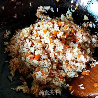 蛋包饭的做法步骤:9