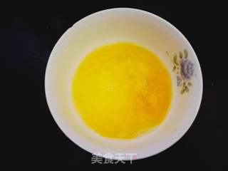 香菇蛋炒饭的做法步骤：2