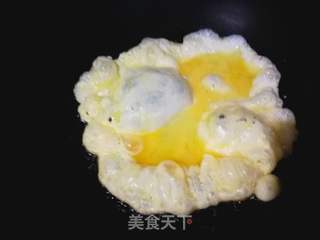 香菇蛋炒饭的做法步骤：4