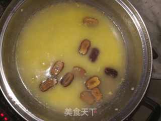 健脾胃消浮肿五米粥怎么做?调理水土不服,国庆节旅游推荐的做法步骤:3
