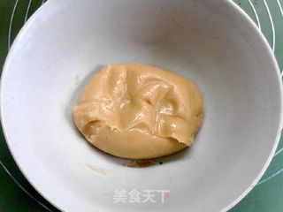 奶香栗蓉月饼的做法步骤:5
