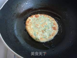 韭菜鸡蛋馅饼的做法步骤:22