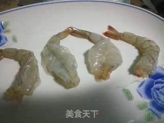 自制零食一一油炸黄金虾的做法步骤：2