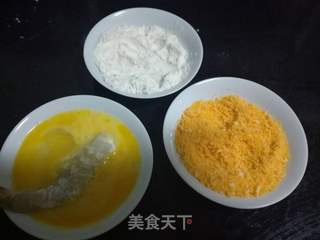 自制零食一一油炸黄金虾的做法步骤:6