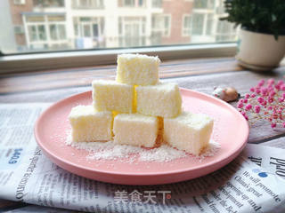 #自制零食#牛奶椰丝小方的做法步骤:9