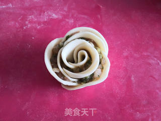 玫瑰煎饺的做法步骤:5