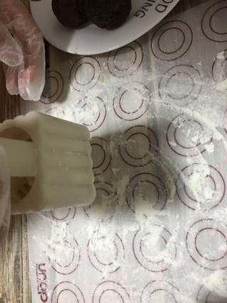 广式月饼的做法步骤:9