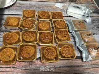 广式月饼的做法步骤:15