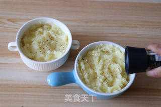 金枪鱼肠焗土豆泥的做法步骤:6