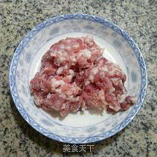 香葱肉末莲藕饼的做法步骤：2