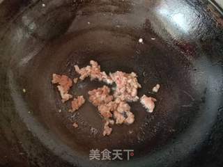 肉末榨菜蛋炒饭的做法步骤：5